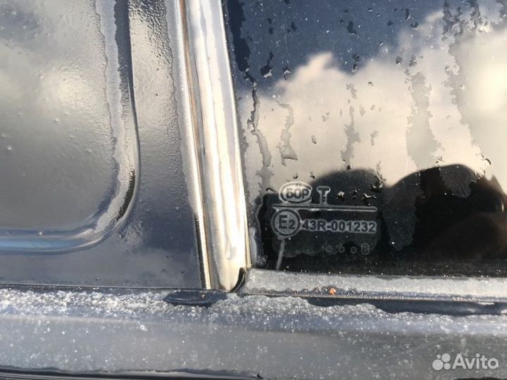 Стекло двери опускное заднее правое Zaz Sens T100