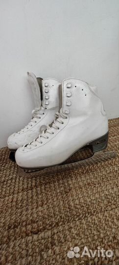 Фигурные коньки risport 255