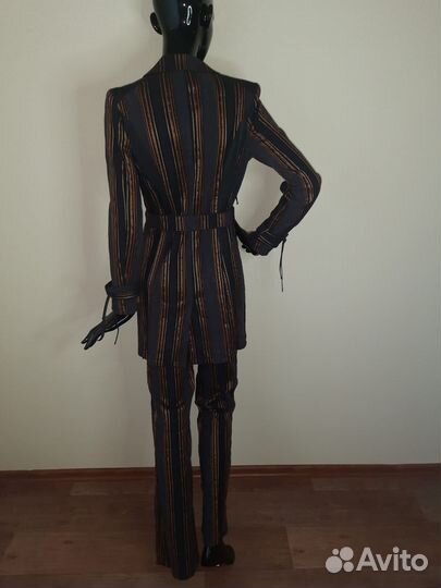 Элегантный брючный костюм (производство Беларусь)