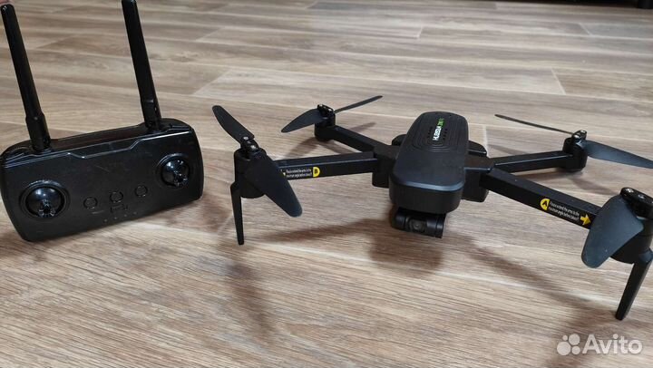 Квадрокоптер Hubsan Zino Pro