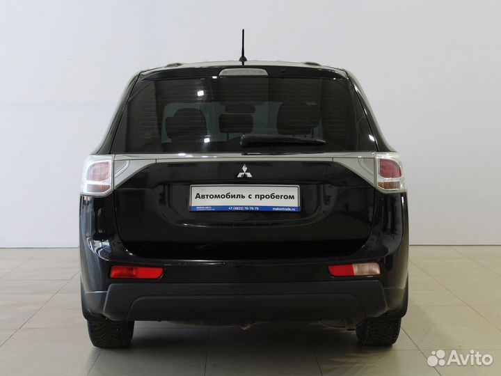 Mitsubishi Outlander 2.0 CVT, 2012, 380 000 км
