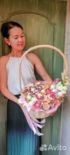 Съедобные букеты. Подарочная корзина