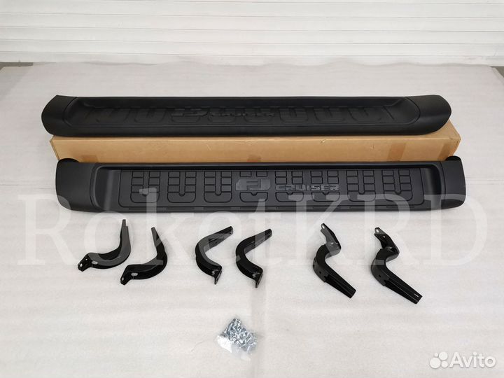 Подножки Toyota FJ Cruiser в Наличии