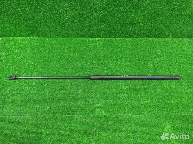 Амортизатор капота Volkswagen Jetta BLF 2006