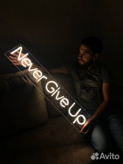 Неоновая вывеска Санкт-Петербург 02022