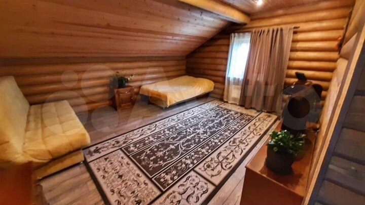 Дом 199 м² на участке 9,9 сот.