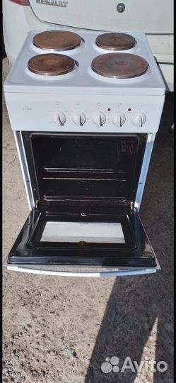 Продам электрическую плиту бу