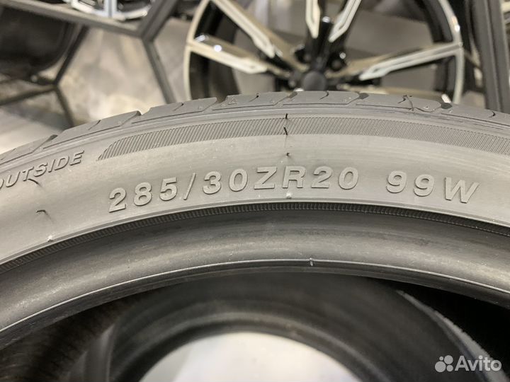 Arivo Ultra ARZ5 255/35 R20 и 285/30 R20 97W