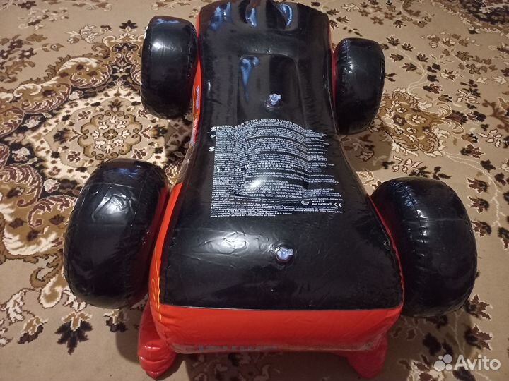 Надувная игрушка для плавания Тачки