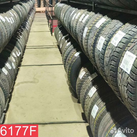 Bridgestone Blizzak VRX 215/45 R17 91M