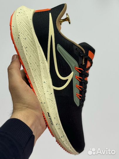 Кроссовки Nike Zoom