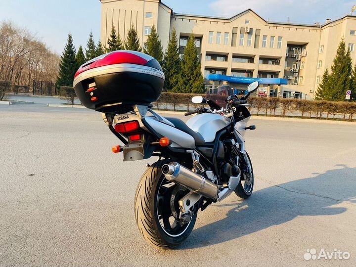 Yamaha FZS600 Fazer