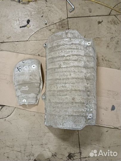 Тепловой экран Toyota Alphard ANH15W 2AZ-FE 2003