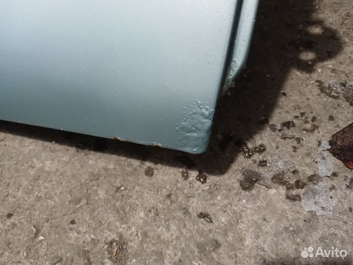 Задняя правая дверь Volvo s40