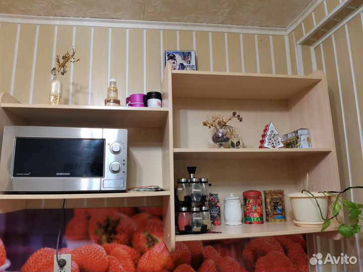 Полка настенная