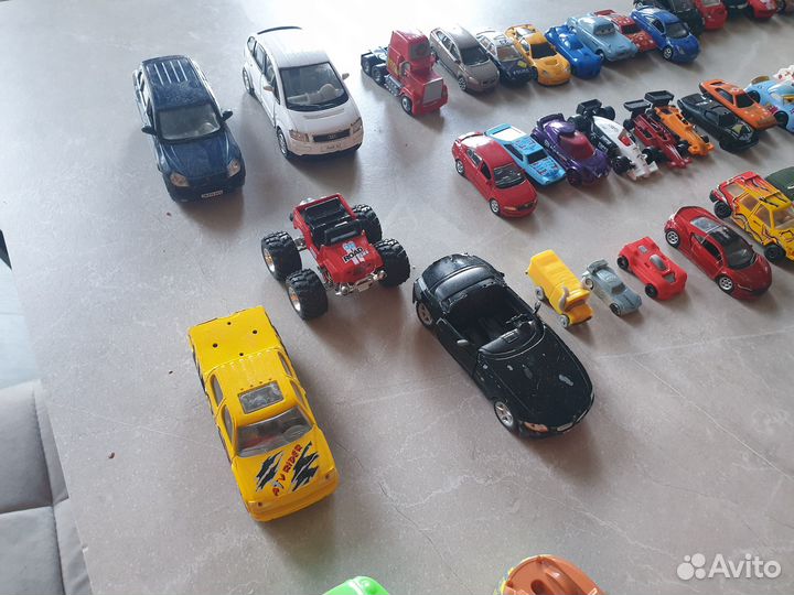 Детские машинки железные