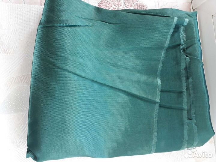 Ткань бирюза шелк 1,8 на 1м