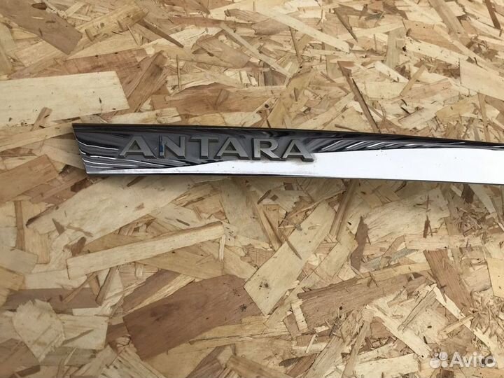 Хром молдинг двери багажника Opel Antara