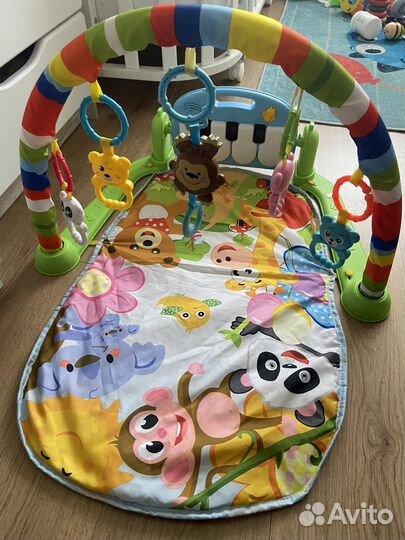 Развивающий коврик с пианино