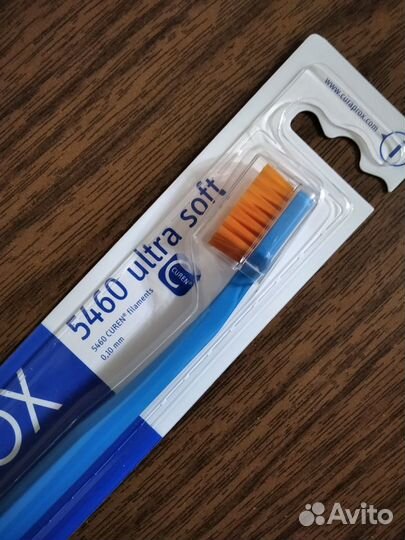 Зубная щетка, скребок для языка. Curaprox