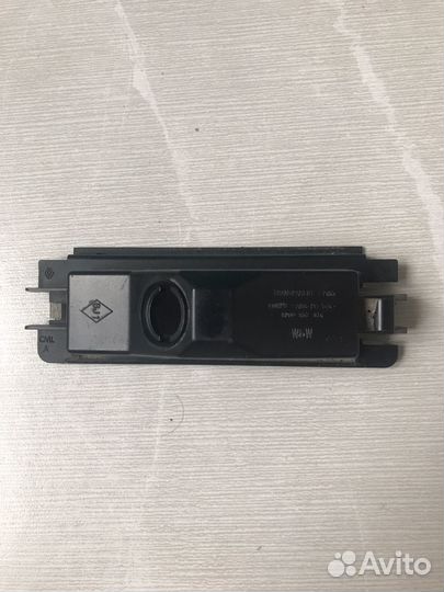 Плафон освещения номерного знака