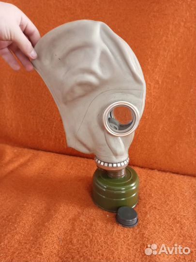 Противогаз