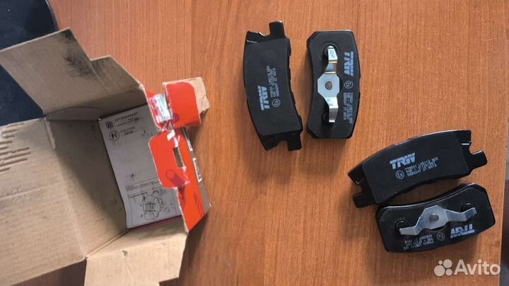 Тормозные колодки задние TRW GDB3247