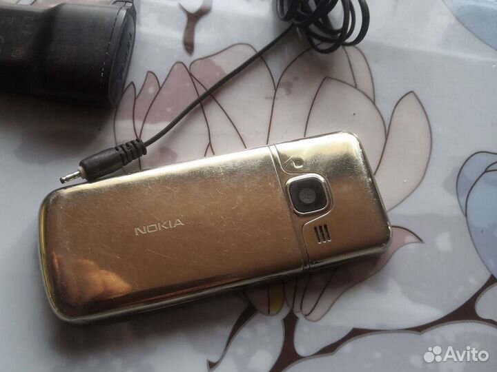 Кнопочный телефон Nokia