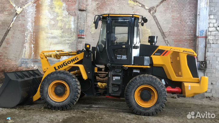 Фронтальный погрузчик