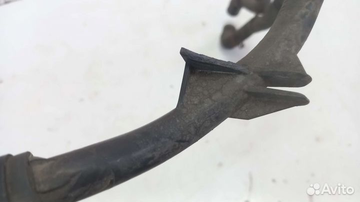 Трубка охлождения двигателя Volkswagen Passat CC