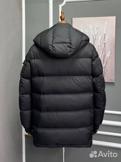 Пуховик Moncler