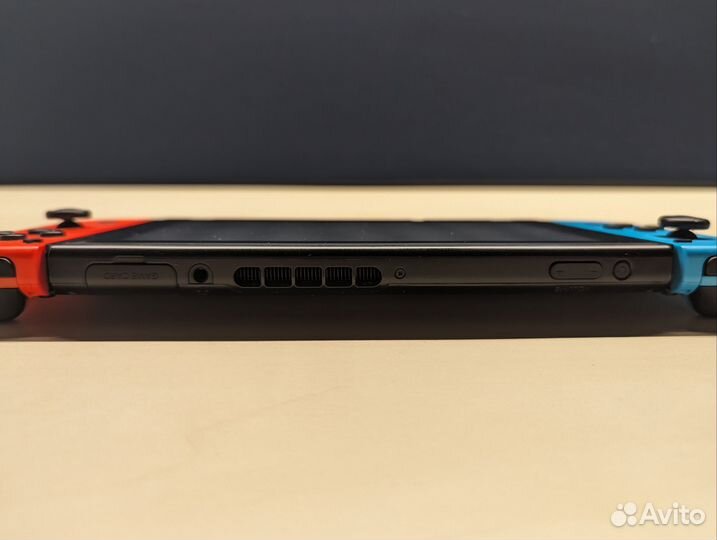 Nintendo switch 1-ая ревизия, полный комплект