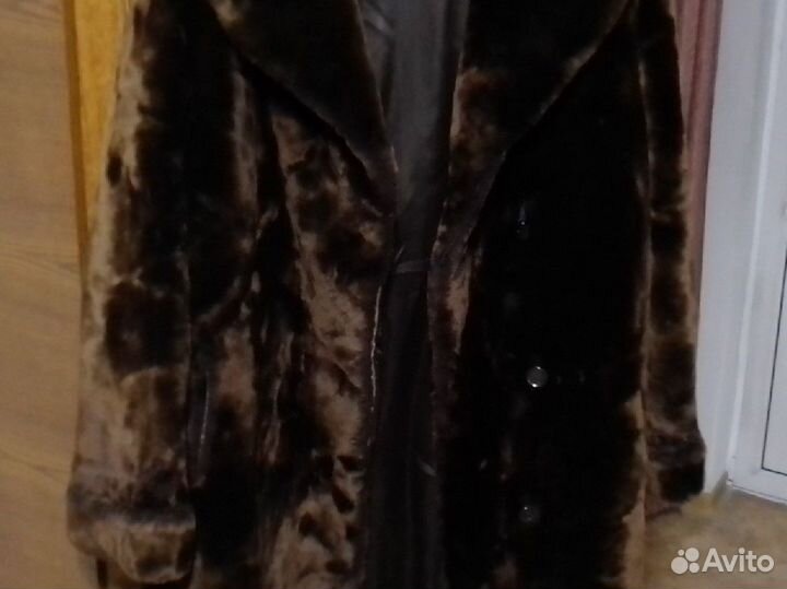 Шуба мутоновая 48 размер
