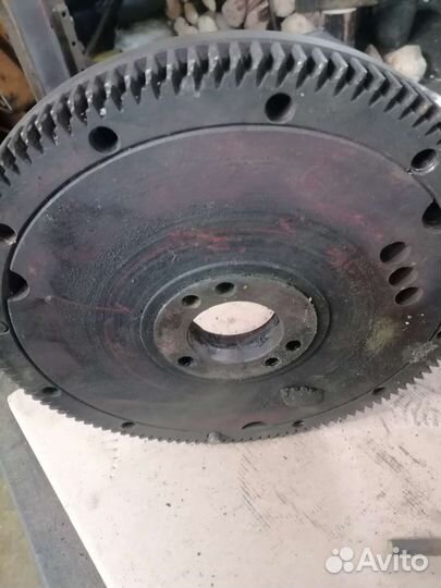 Маховик унц 060