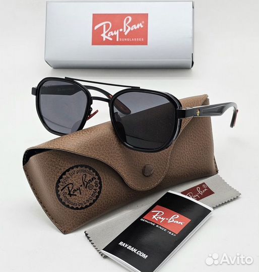 Солнцезащитные очки Ray Ban