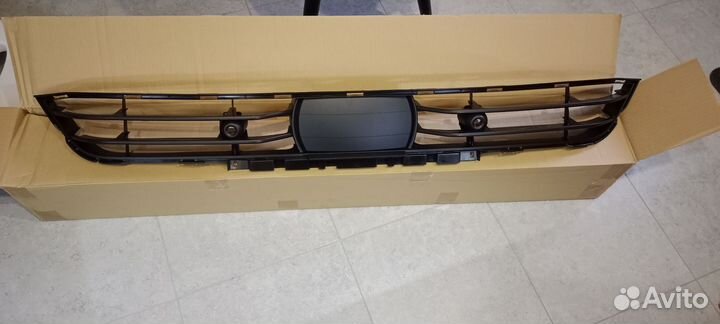 Решетка бампера нижняя QX80