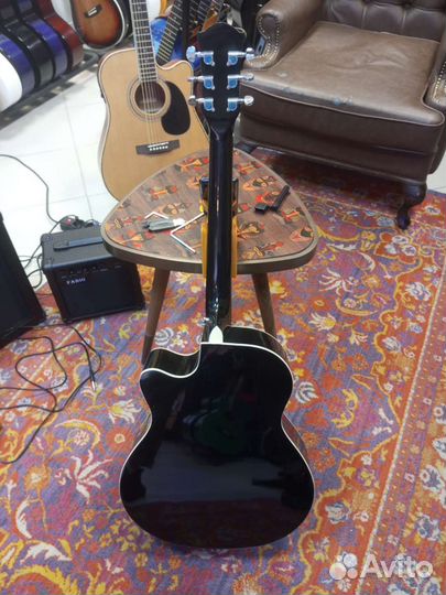 Акустическая гитара с рисунком новая