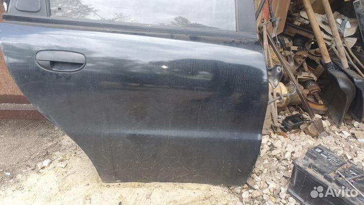 Дверь задняя правая на chevrolet lanos