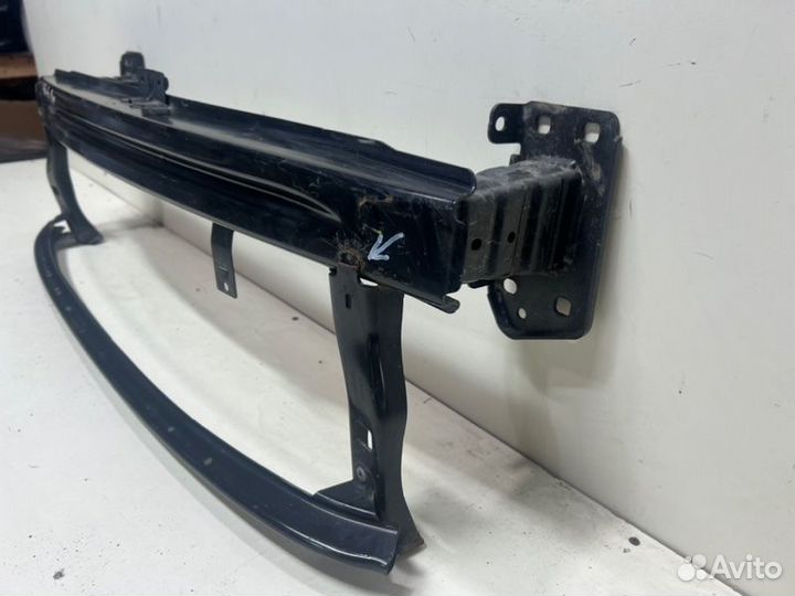 Усилитель бампера передний Volkswagen Polo 6 2020