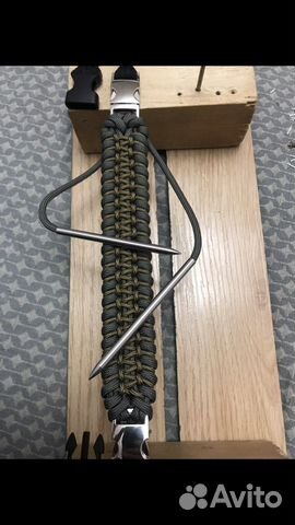 Браслет из паракорда