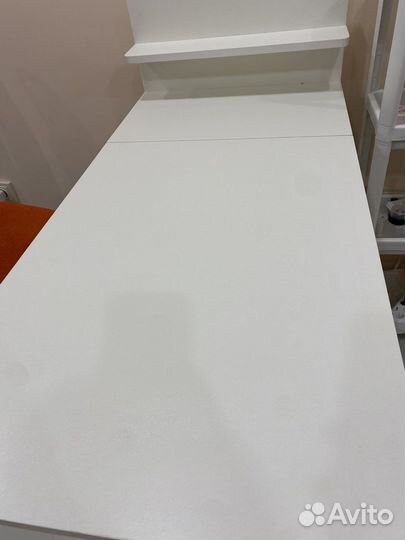 Маникюрный стол складной