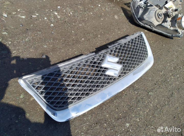 Решетка на suzuki escudo 2008 год TD 54