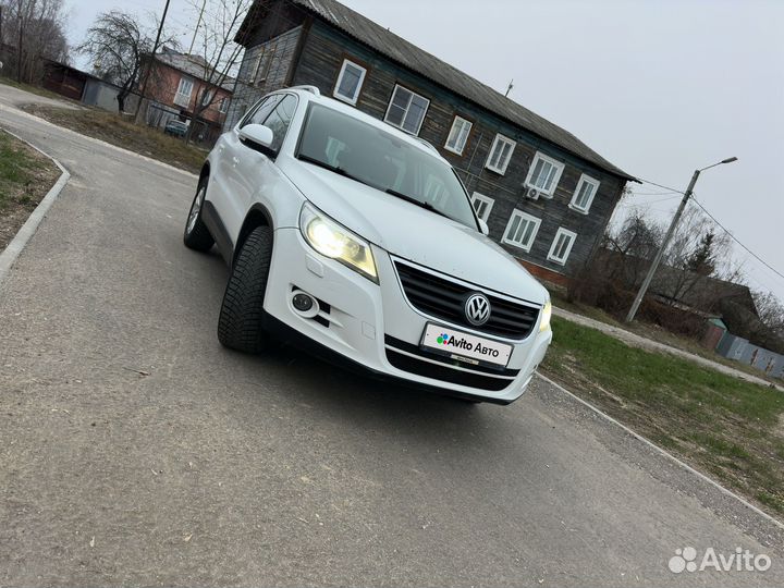 Volkswagen Tiguan 2.0 AT, 2009, 217 000 км