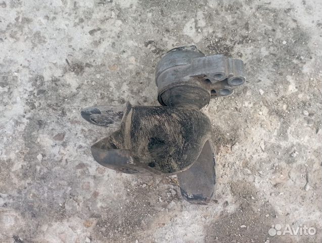 Опора двигателя (Подушка) Ford Focus 1 хетчбек