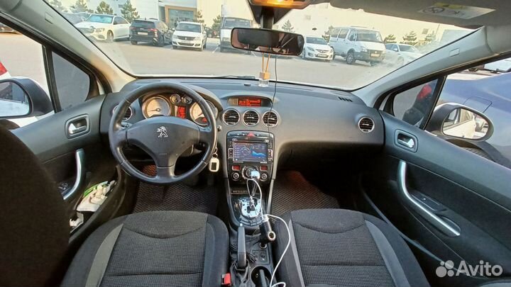 Peugeot 408 1.6 AT, 2014, 175 000 км