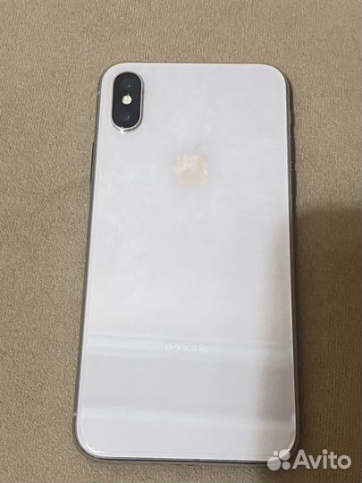 iPhone X, 64 ГБ