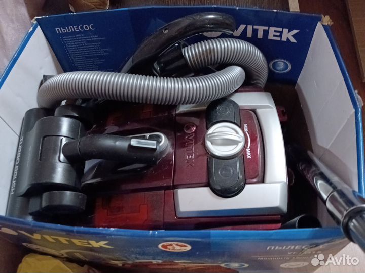 Пылесос Vitek
