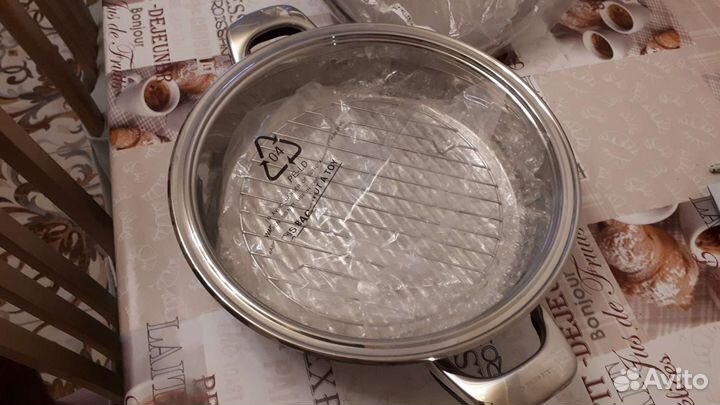 Сковорода WOK