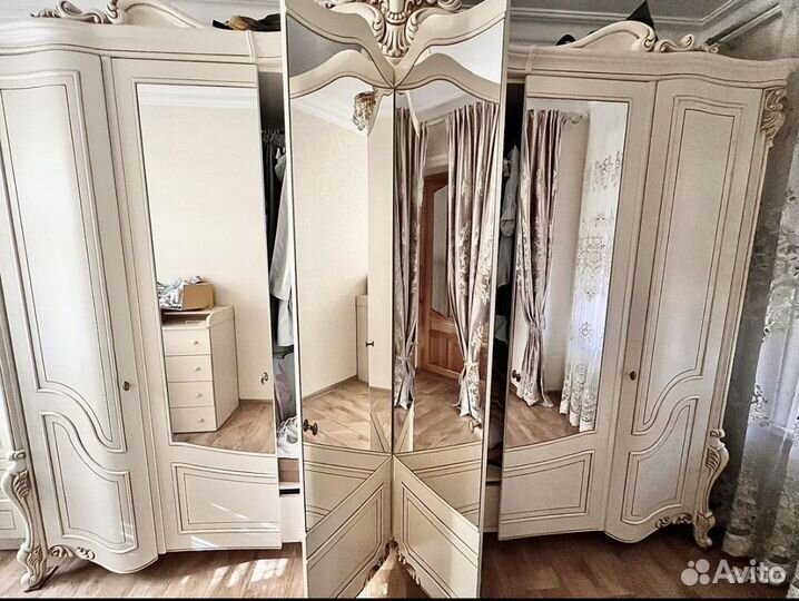 Спальный гарнитур