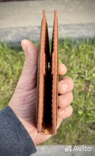 Портмоне под документы